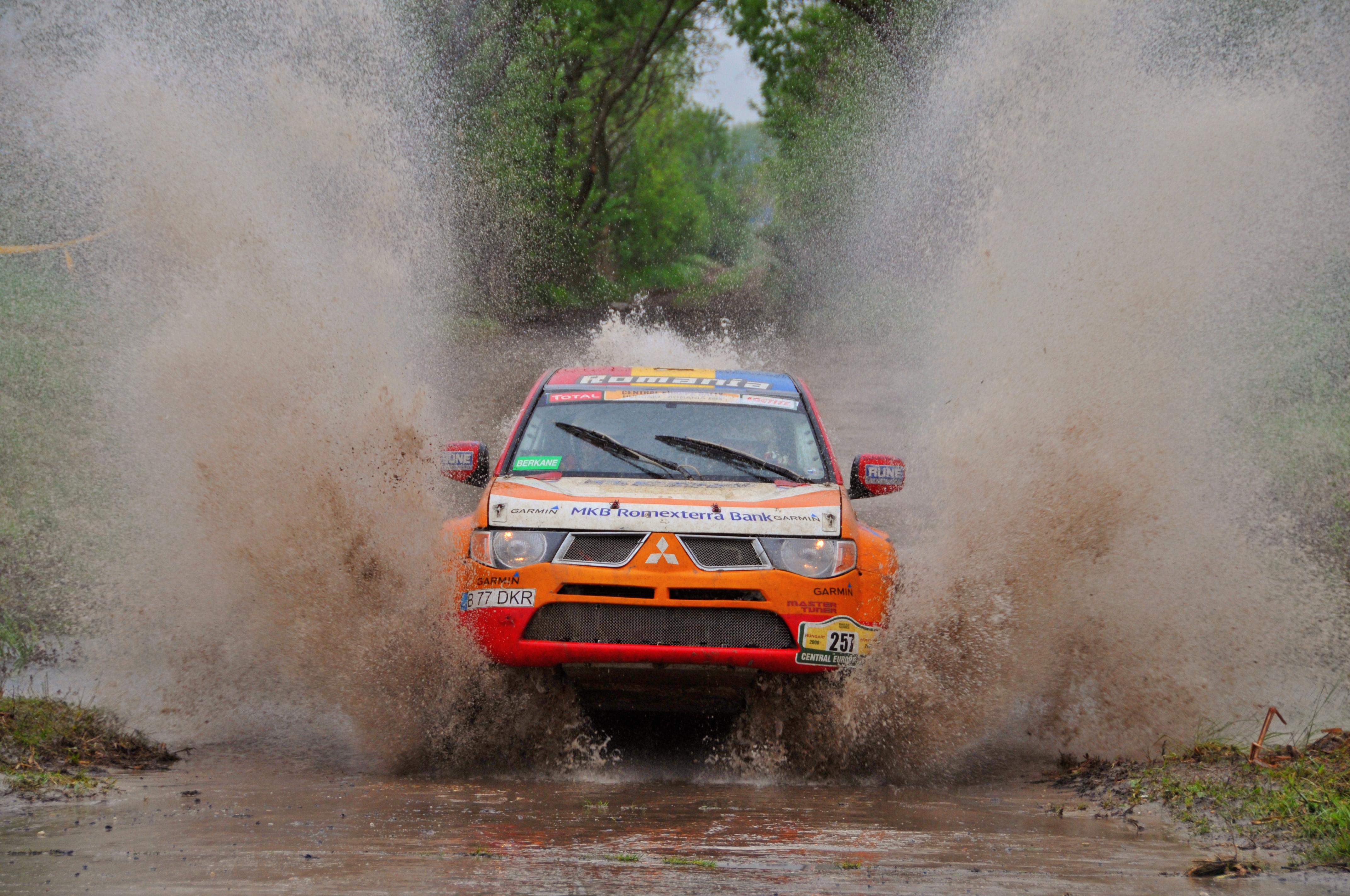 Mitsubishi Rally Raid T1